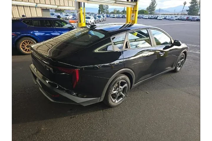 $23995 : Kia K4 2025 LXS 4dr Sedan image 3