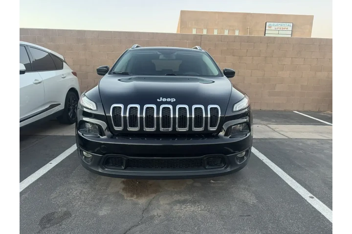 $11392 : Jeep Cherokee 2015 Latitude image 2