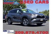 Toyota Highlander 2022 XLE 4 en Modesto
