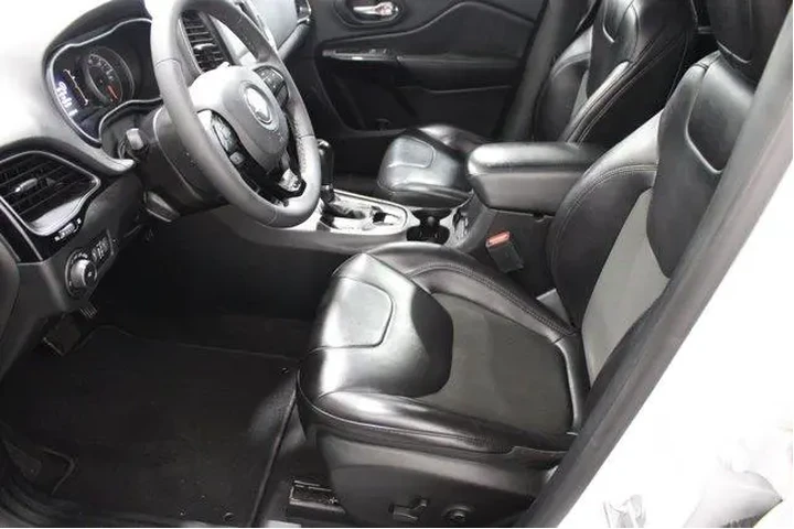 $18988 : Jeep Cherokee 2021 4x4 Altit image 5