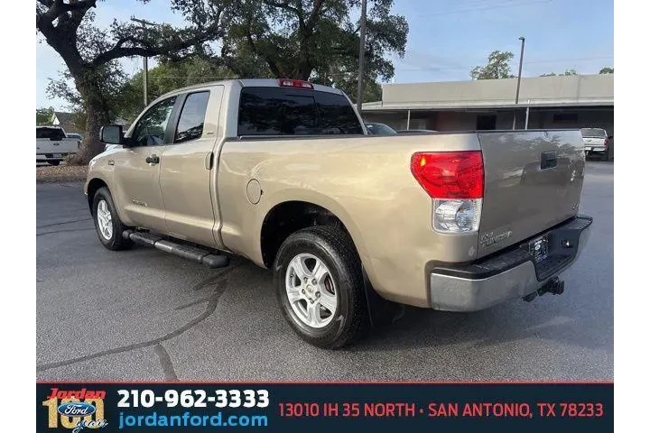 $15297 : Toyota Tundra 2008 4x4 SR5 4 image 7