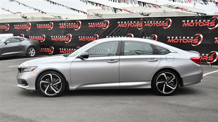 $27677 : Accord Sedan Sport SE image 4