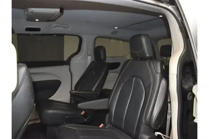 $8365 : Chrysler Pacifica 2018 Touri image 10