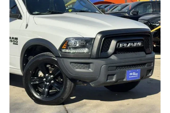 $31778 : Ram 1500 Classic 2023 4x4 SL image 2