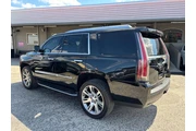 2019 Escalade Luxury thumbnail