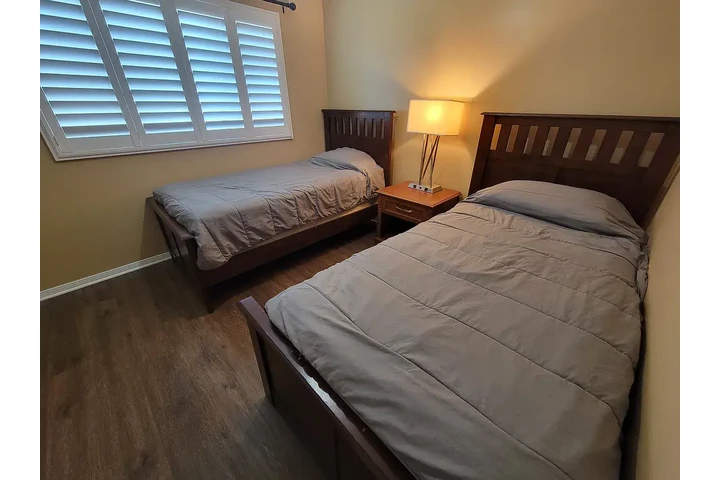 $1280 : CUDAHY RENTA image 3