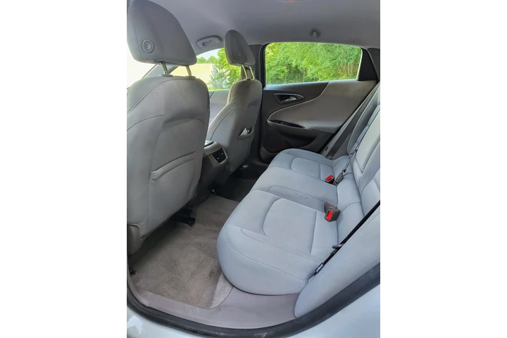$8900 : 2020 Chevy Malibu LT image 7