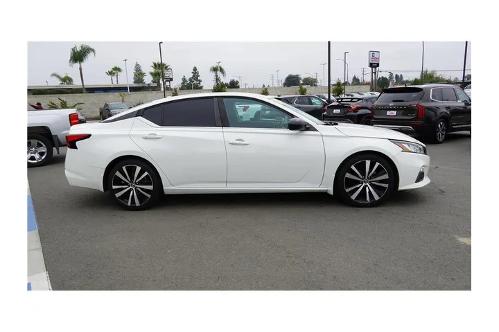 $17484 : 2020 Altima 2.5 SR image 6