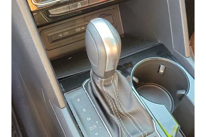 $23567 : Volkswagen Atlas 2022 V6 SE image 9