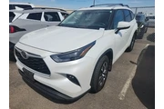 $31495 : Toyota Highlander 2023 L 4dr thumbnail
