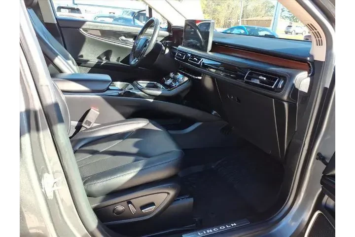 $39995 : Lincoln Nautilus 2023 AWD Re image 7