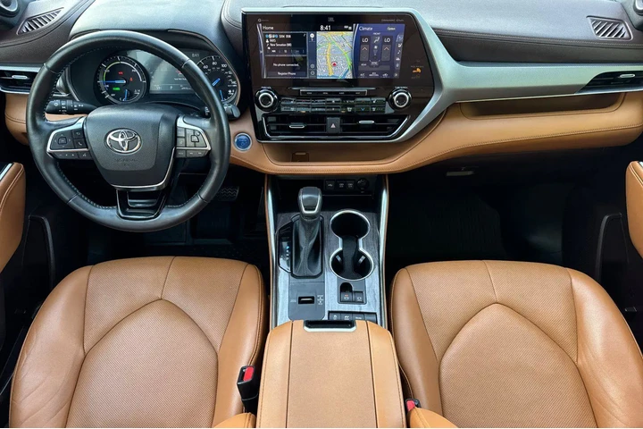 $38900 : Toyota Highlander Hybrid 202 image 6