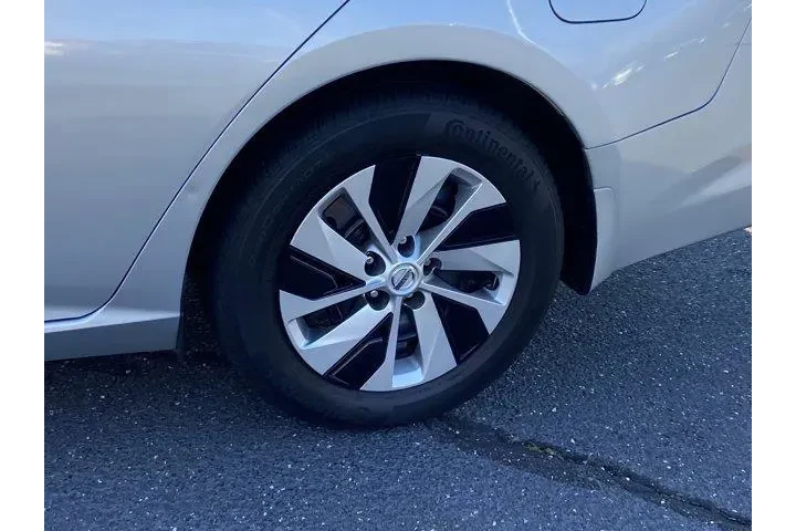 $14995 : Nissan Altima 2022 2.5 S 4dr image 9