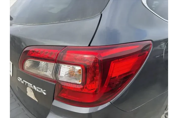 $12299 : Subaru Outback 2018 AWD 2.5i image 9