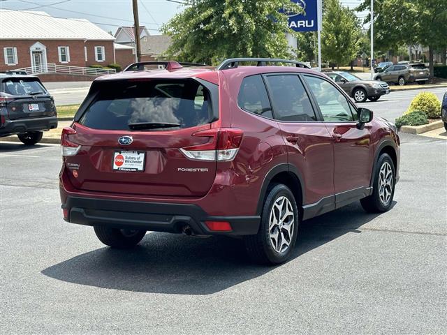 $22884 : PRE-OWNED 2022 SUBARU FORESTE image 2