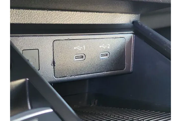 $23900 : Nissan Kicks 2025 SV 4dr Cro image 10