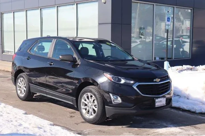 $13540 : Chevrolet Equinox 2020 4x4 L image 2