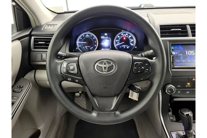 $18998 : Toyota Camry 2017 LE 4dr Sed image 10