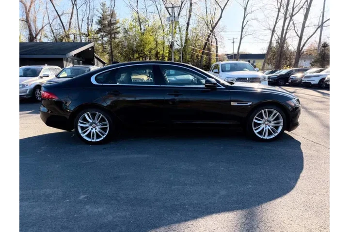 $11995 : 2016 XF 35t Prestige image 8
