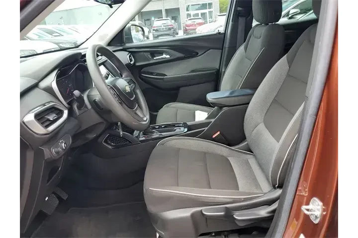 $14990 : Chevrolet Trailblazer 2021 L image 10