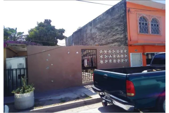 $2100000 : CASA A PRECIO DE TERRENO image 2