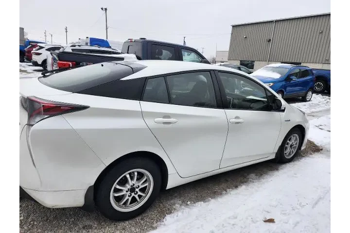 $16356 : Toyota Prius 2016 Two Eco 4d image 6