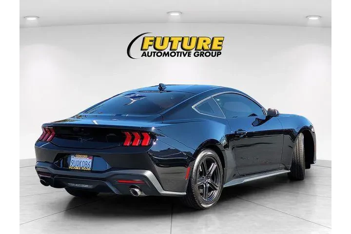 $31889 : Ford Mustang 2025 EcoBoost 2 image 9