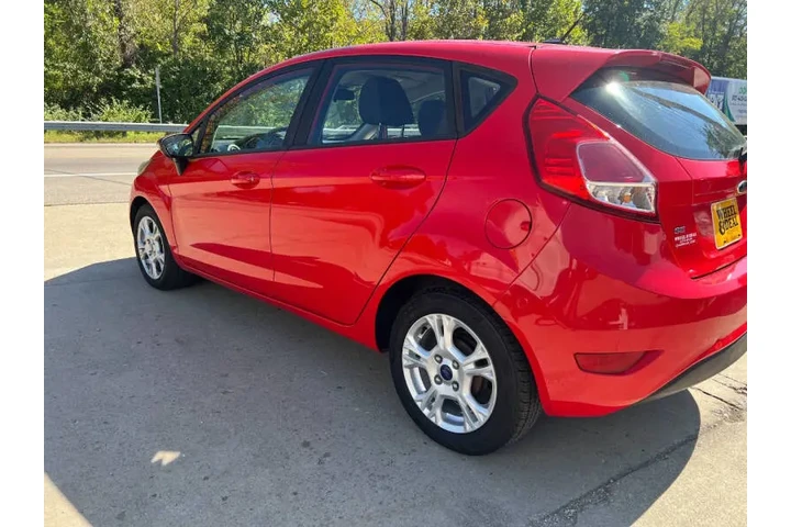 $4495 : 2015 Fiesta SE image 9