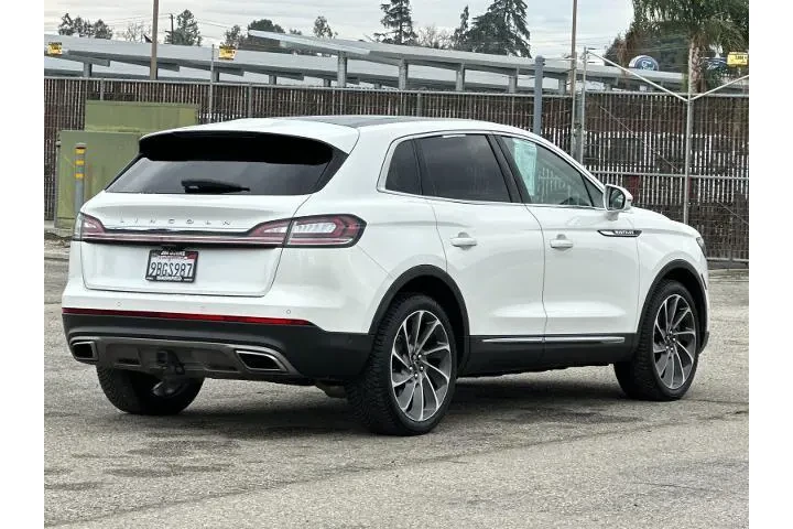 $29210 : Lincoln Nautilus 2022 AWD Re image 3
