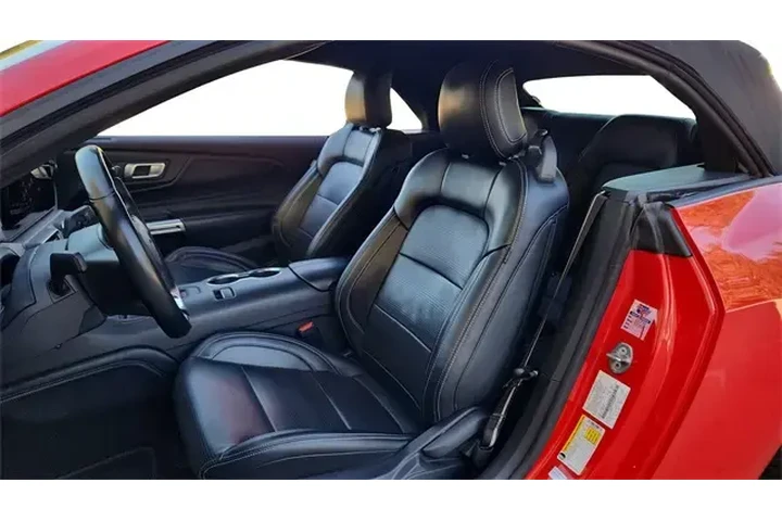 $27442 : Ford Mustang 2024 EcoBoost 2 image 10