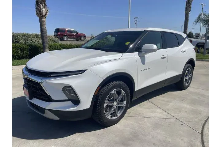 $24555 : Chevrolet Blazer 2023 AWD LT image 4