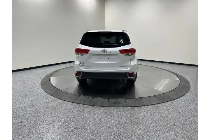 $29174 : Toyota Highlander 2019 AWD L image 7