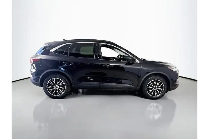 $27000 : Ford Escape Plug-In Hybrid 2 image 8