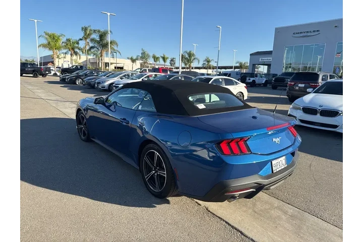 $25945 : Ford Mustang 2024 EcoBoost 2 image 6