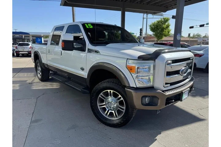 2015 F-250 SD King Ranch Crew image 3