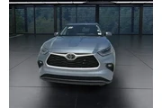 $28788 : Toyota Highlander 2021 XLE 4 thumbnail