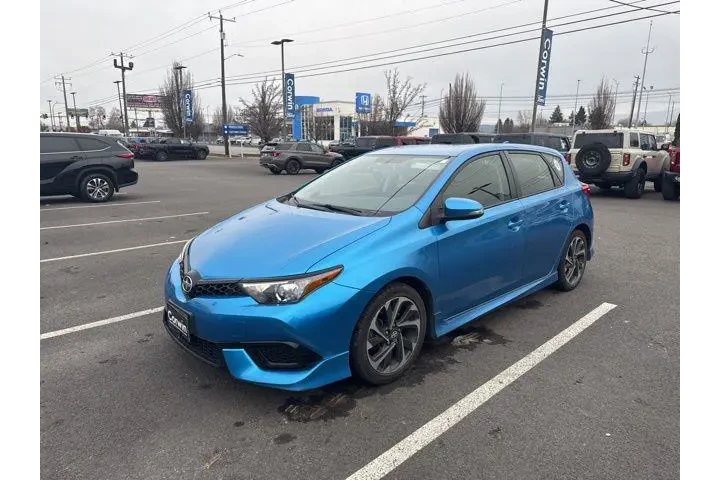 $10989 : Scion iM 2016 4dr Hatchback image 8