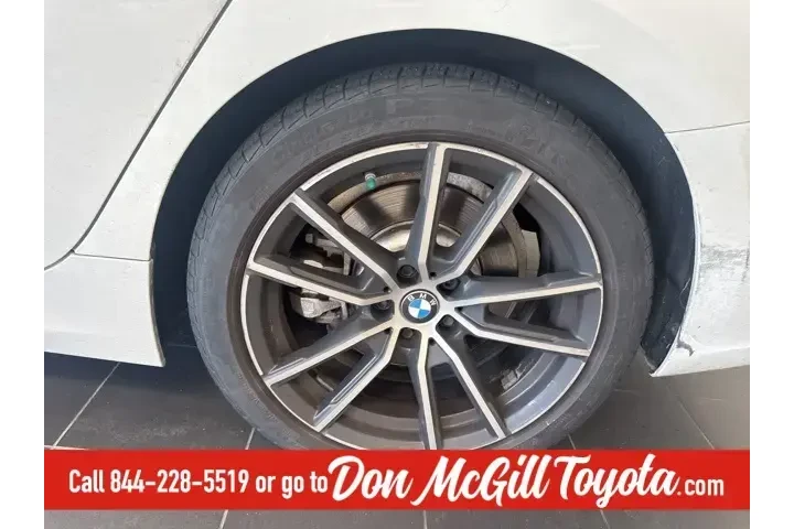 $16472 : BMW 3 Series 2019 330i 4dr S image 8