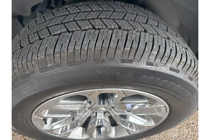 $36667 : Ram 1500 2024 4x4 Laramie 4d image 7