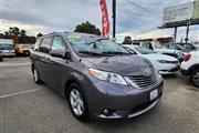 2013 Sienna XLE 7-Passenger en Modesto