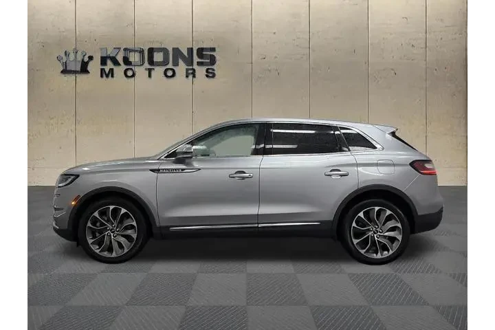 $38500 : Lincoln Nautilus 2023 AWD Re image 4