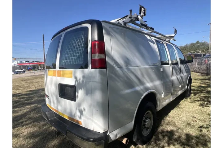 $11995 : 2014 Express 2500 image 8