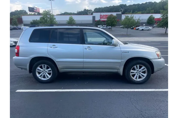 $11000 : 2006 Highlander Hybrid image 8