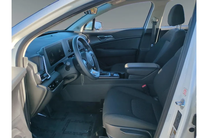 $23950 : Kia Sportage 2024 LX 4dr SUV image 9