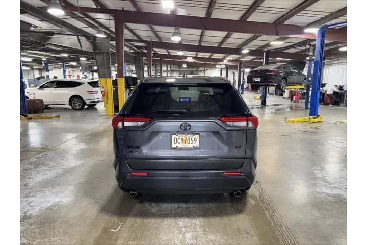 $29291 : Toyota RAV4 2025 LE 4dr SUV image 6