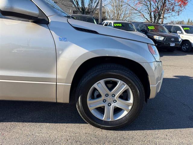 $7995 : 2006 Grand Vitara Luxury image 9