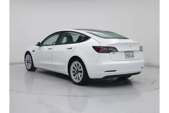 $27998 : Tesla Model 3 2022 4dr Sedan image 2