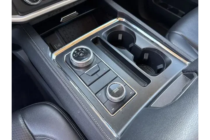 $34397 : Ford Expedition MAX 2023 4x4 image 10