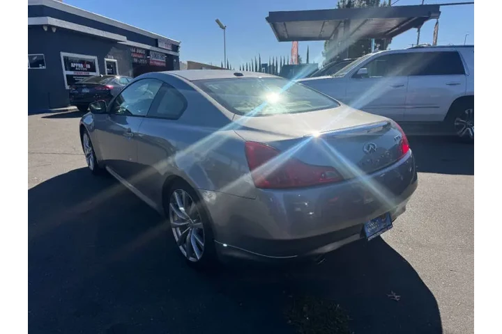 $9998 : 2008 G37 Journey image 6