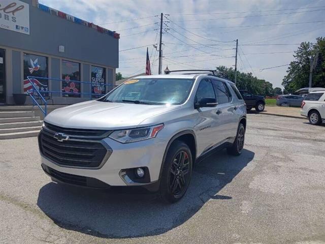 $21900 : 2019 Traverse Premier image 2